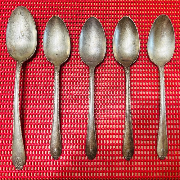 Vintage WM Rogers & son Exquisite silver plated serving spoons, set of 5. - Picture 1 of 7